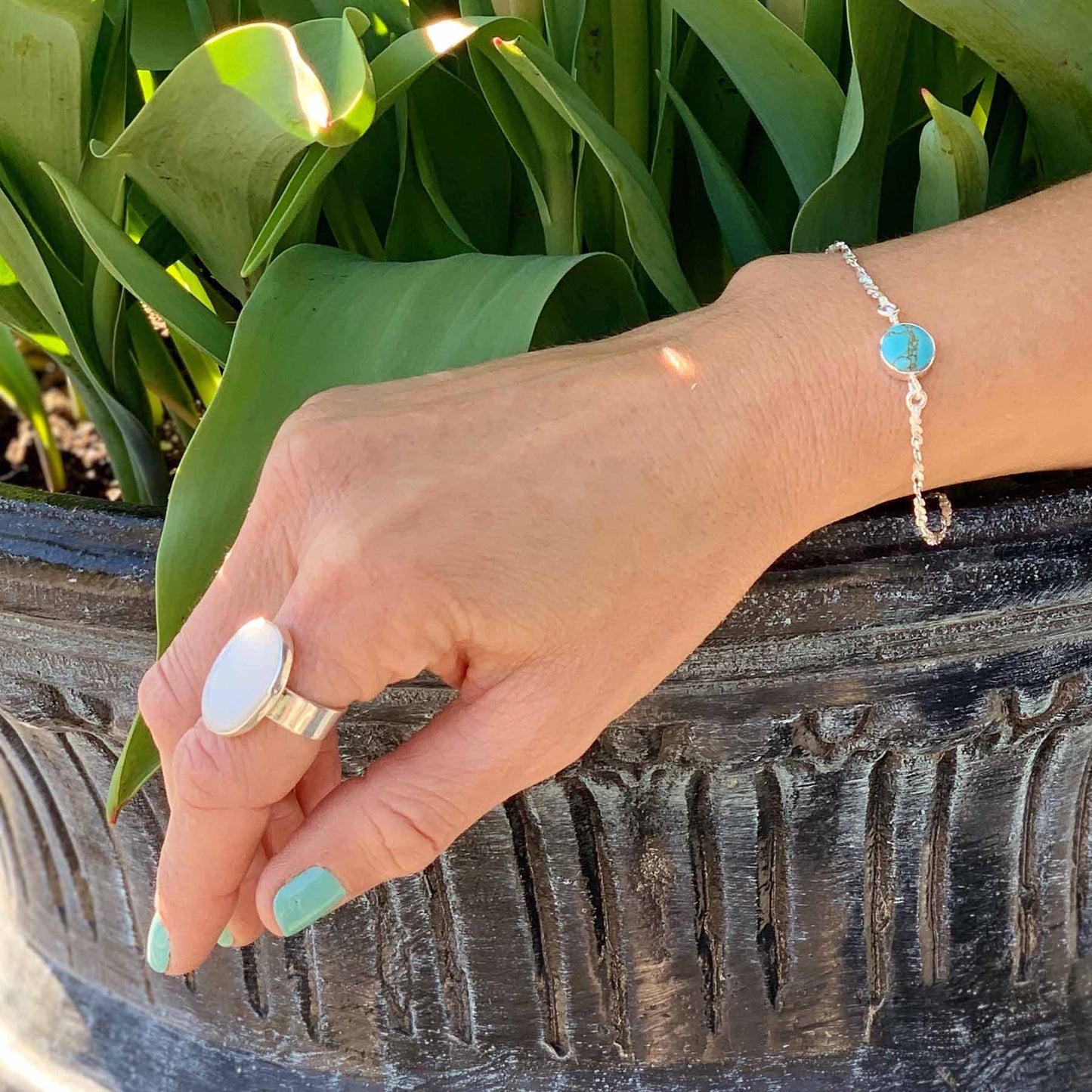 Mother of Pearl Oval Ring