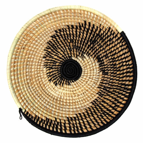 Cesta de fruta tejida de sisal, patrón en espiral en natural/negro